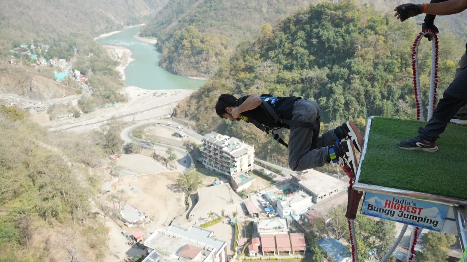 111m Himalayan Bungee Jump